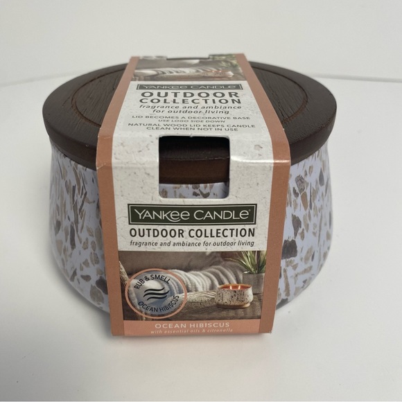 2/$20, 4/$35 - Lg Yankee Candle Set - Natural Wooden Top Doubles As Base!! - Picture 2 of 16